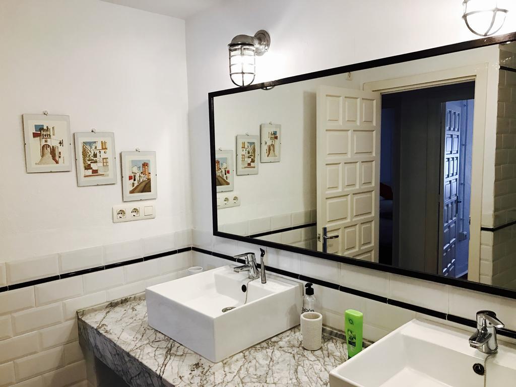 Duplex Casco Antiguo Apartment ซาโลเบรญา ภายนอก รูปภาพ